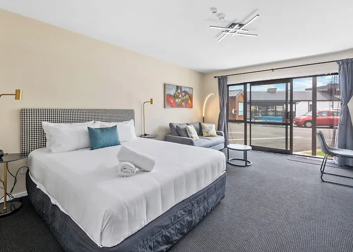 Asure International Motor Motel 5*