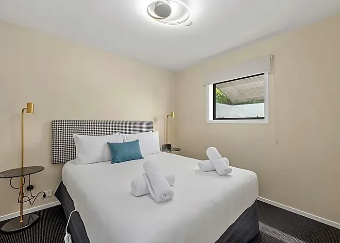 Asure International Motor Motel 5*